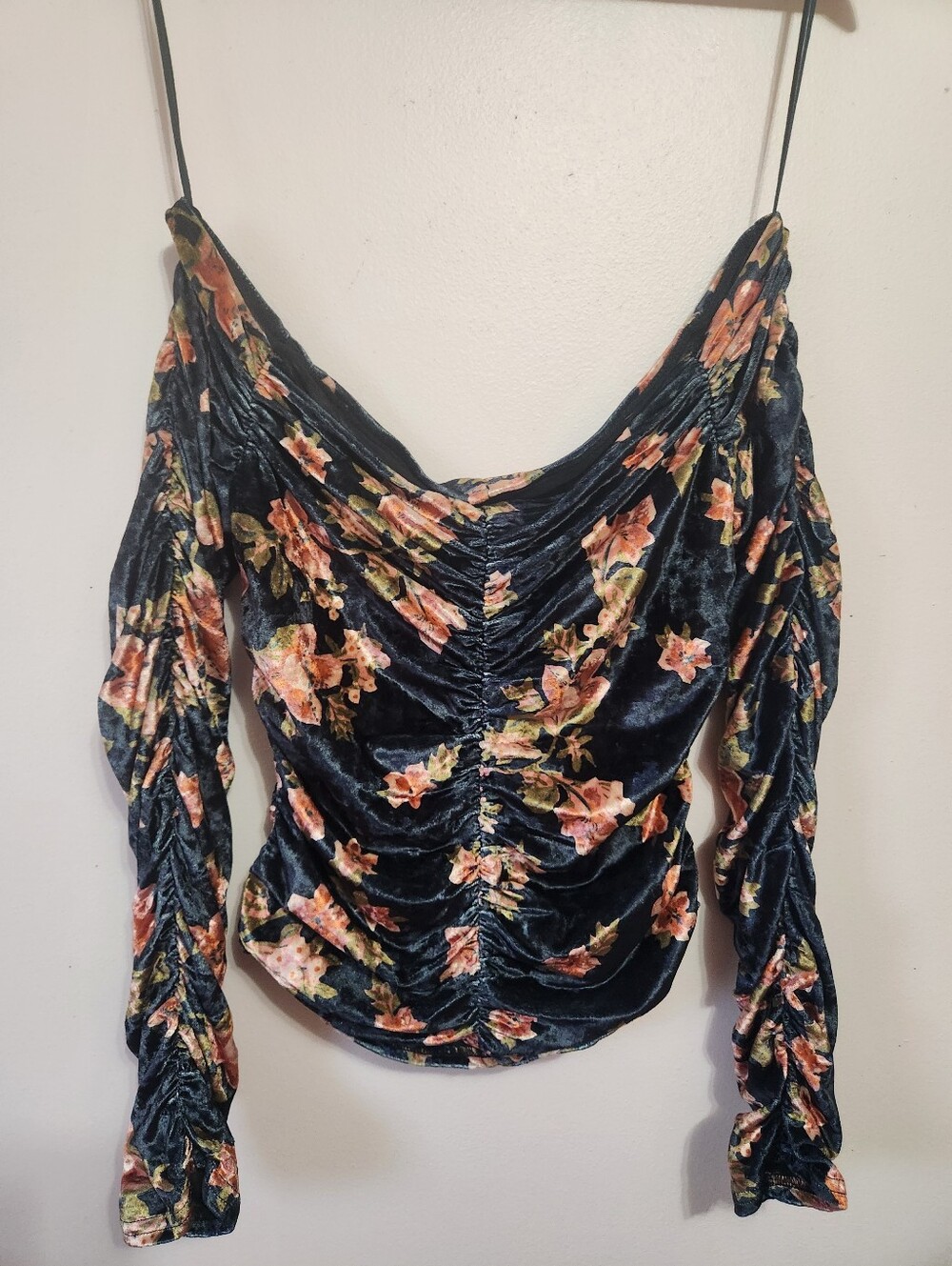 Free People Reina Floral Velvet Ruched Off Shoulder Long Sleeve Top Size S EUC - Picture 2 of 7